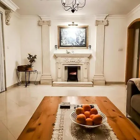 Aloe Vera Penthouse Corner *