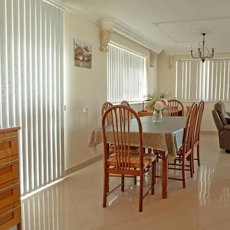 Aloe Vera Penthouse Corner