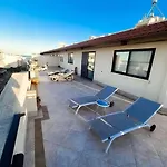 Aloe Vera Penthouse Corner * Is-Sellum