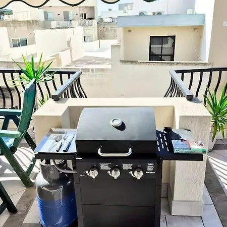 Aloe Vera Penthouse Corner Apartment *