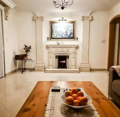 Aloe Vera Penthouse Corner *