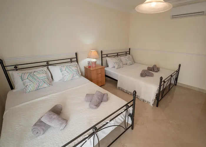 Aloe Vera Penthouse Corner Is-Sellum