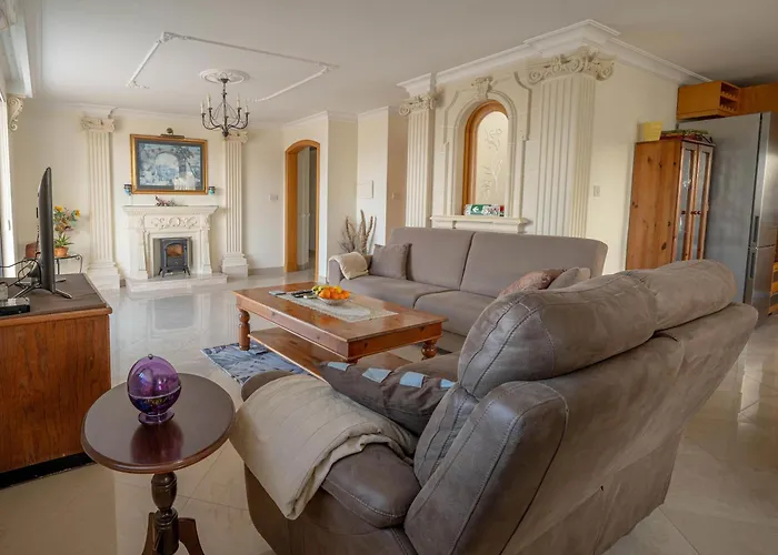 아파트 Aloe Vera Penthouse Corner